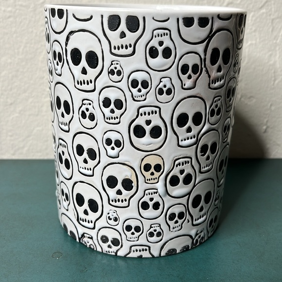 Halloween ghost skull Canister - Picture 6 of 11